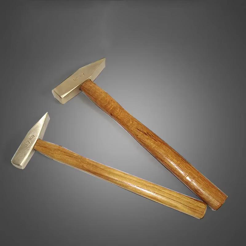 Marteaux copiés de charpentier professionnel, outils multifonctionnels, outils de travail de geologi