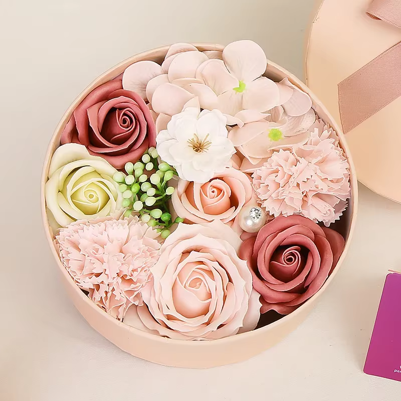 Coffret cadeau de fleurs de savon, plante artificielle, huile essentielle, savon de fleurs pour la f