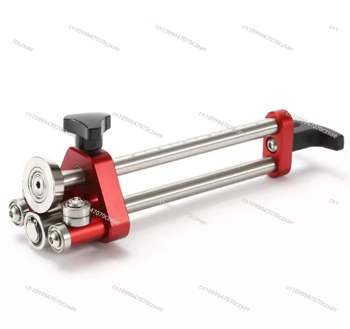 Rouleaux pour tôles, machines à cintrer les métaux, outils pour toitures métalliques, plieuses, mach