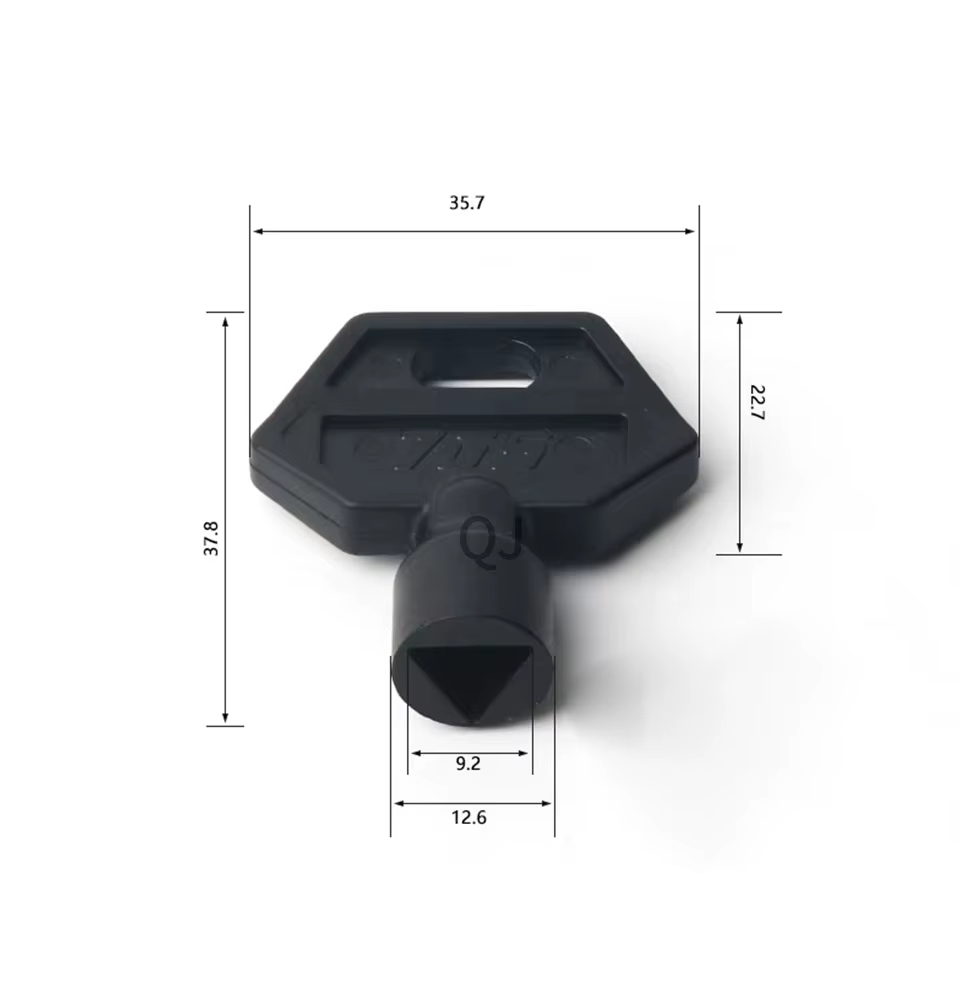 Clé triangulaire à un caractère, clé carrée universelle MS705, accessoire de clé multifonctionnel