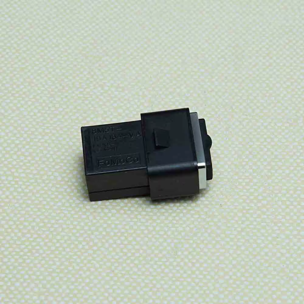 30775252 Pour Volvo C30 C70 S40 S60 S60L S80 S80L V40 V50 V60 V70 XC60 XC70 Prise USB de voiture Piè