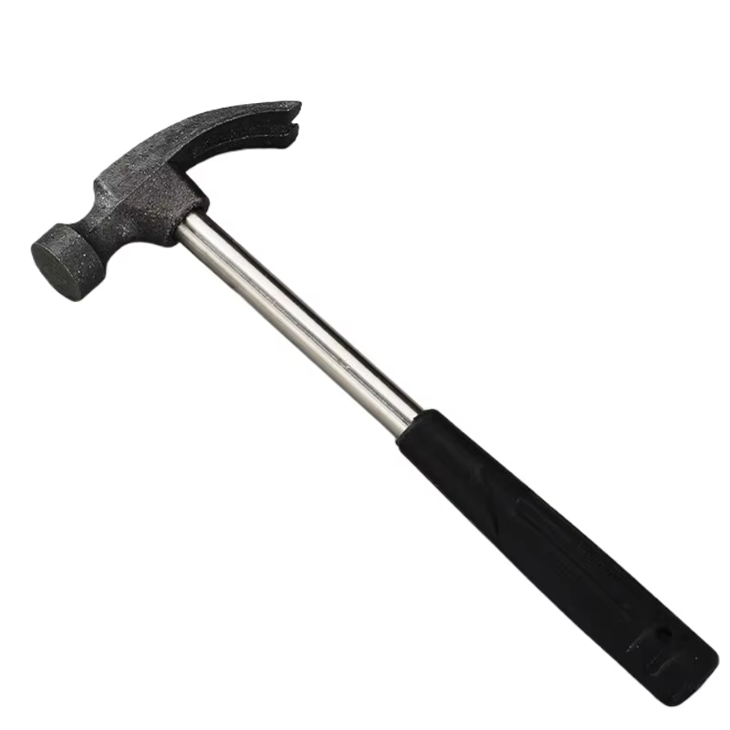 Marteau de menuiserie professionnel avec tête en acier spécial et manche ergonomique en bois, martea