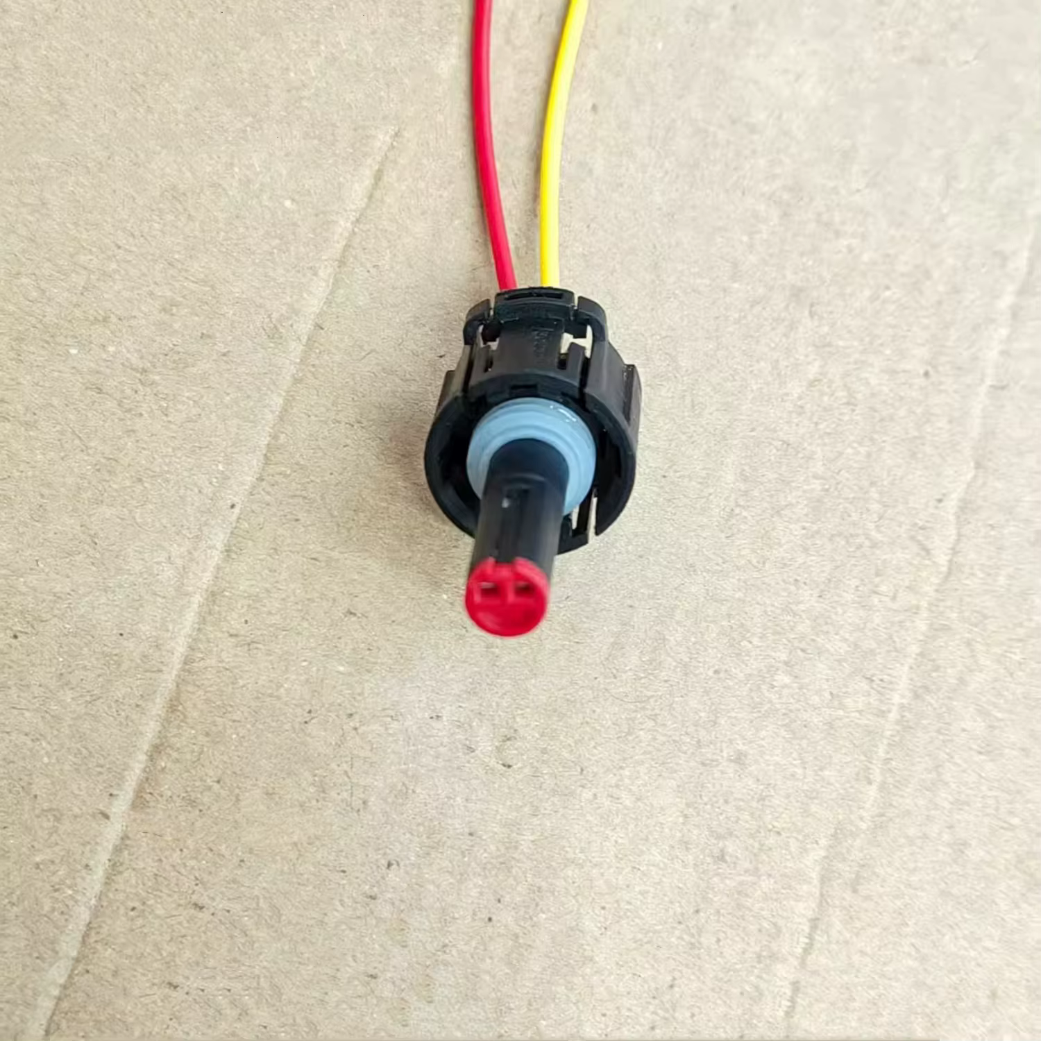 Connecteur de bouchon d'amortisseur de voiture avec fil, adapté pour Land Rover Discovery 3 Freeland