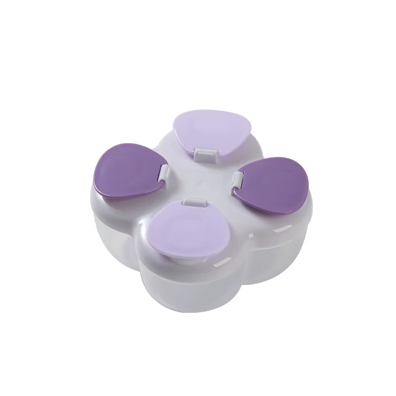 Boîte à lait en poudre portable pour bébé pour une utilisation en extérieur. Quatre compartiments po