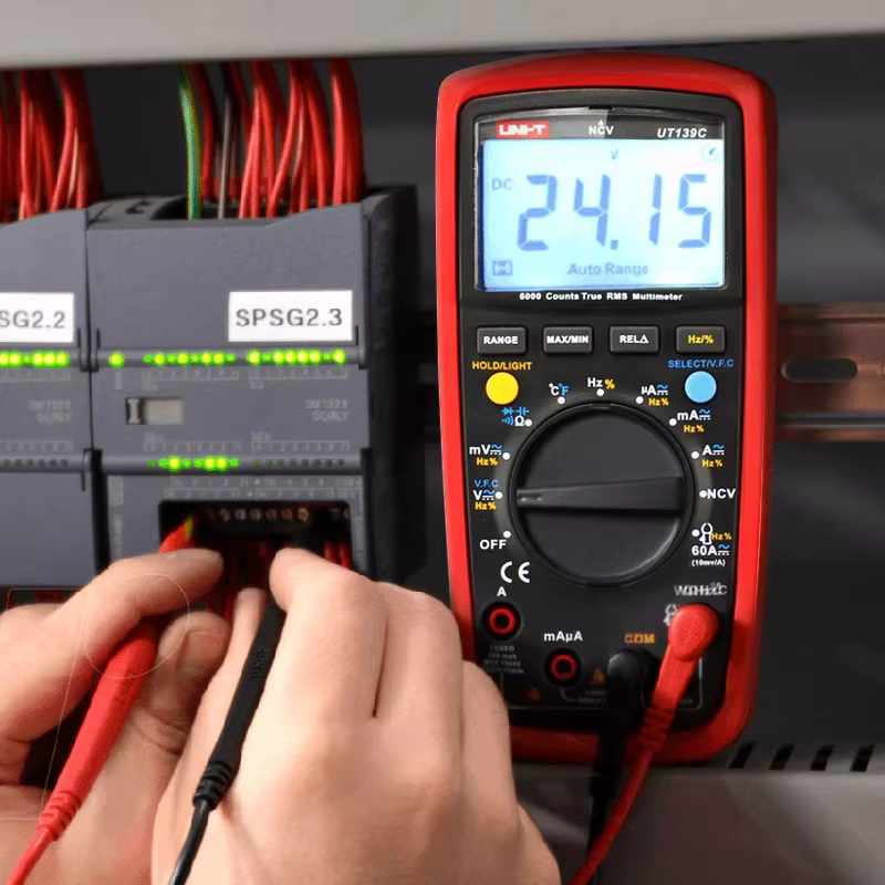 T UT139C UNITÉ Multimètre Numérique Auto Gamme True RMS Mètre puzzles itor Testeur Déterminer 6000 Compteur Voltmètre