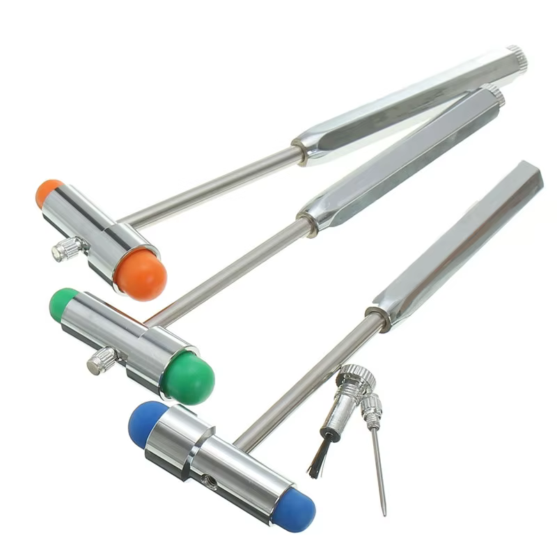 Marteau multifonction réflexe neurologique avec brosse et épingle