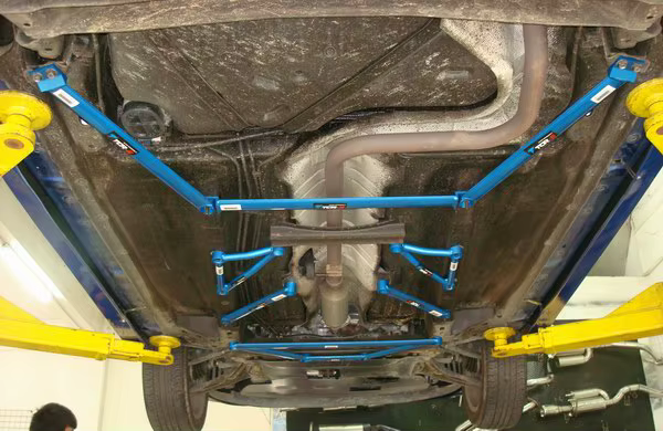 Suspension de direction pour Ford Fi.C. 2009-2021, accessoires de voiture, barres de jambe de force stabilisées, nouveau châssis automobile renforcé