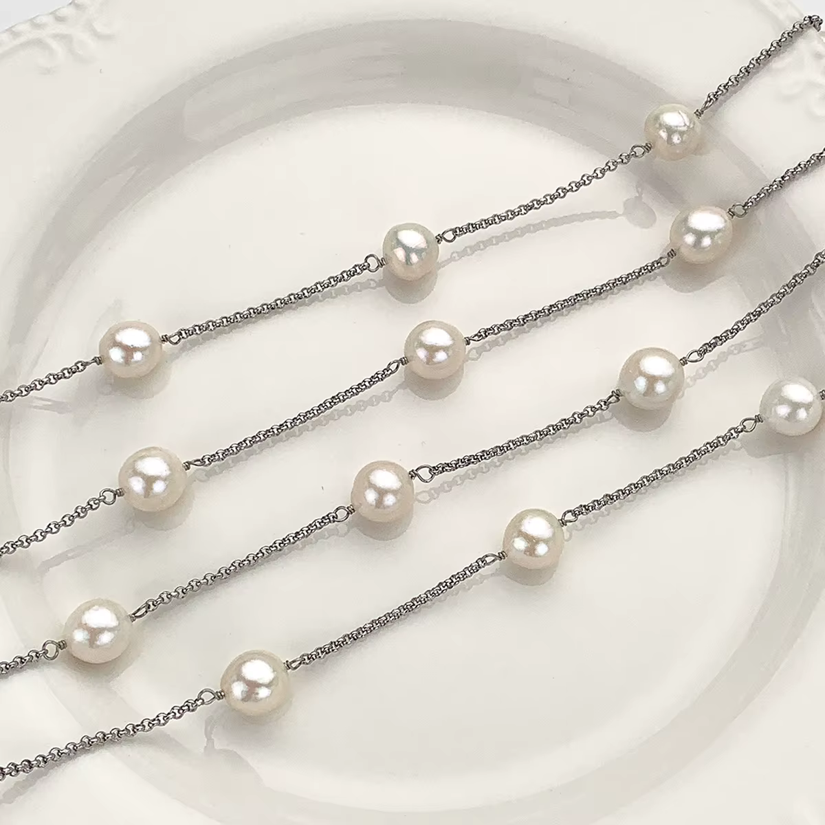 Collier de perles d'eau douce naturelles
