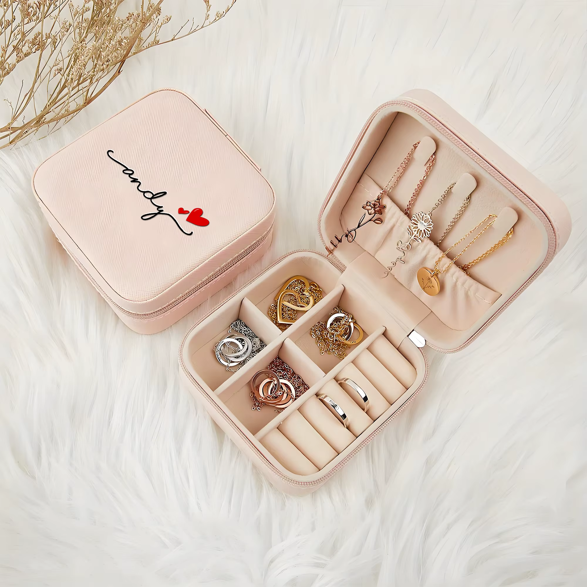 Personnalisé personnalisé bricolage nom Mini carré boîte à bijoux Portable Faux cuir bijoux voyage stockage paquet boîte maman boîte-cadeau
