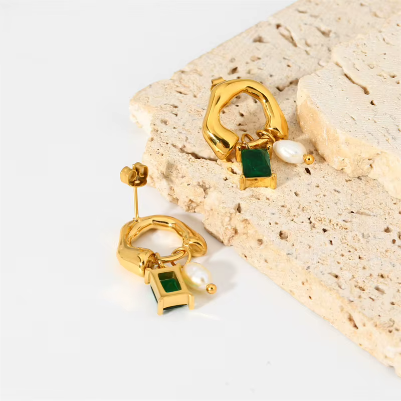 Boucles d'oreilles carrées en cristal vert pour femmes