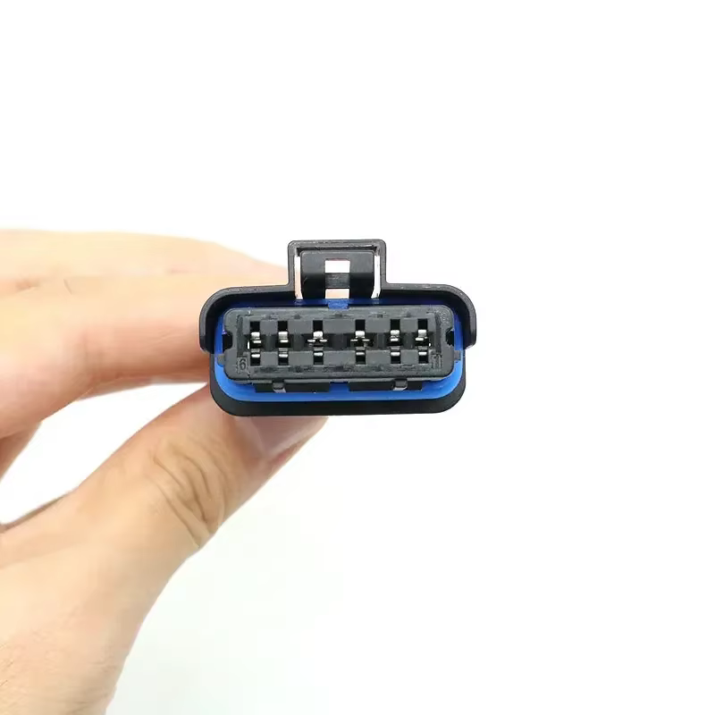 Connecteur de faisceau de câbles de pompe à carburant pour voiture