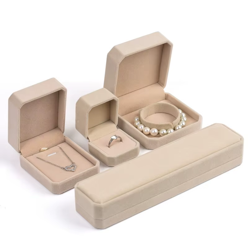 Boîte d'Évaluation de Bijoux en Velours