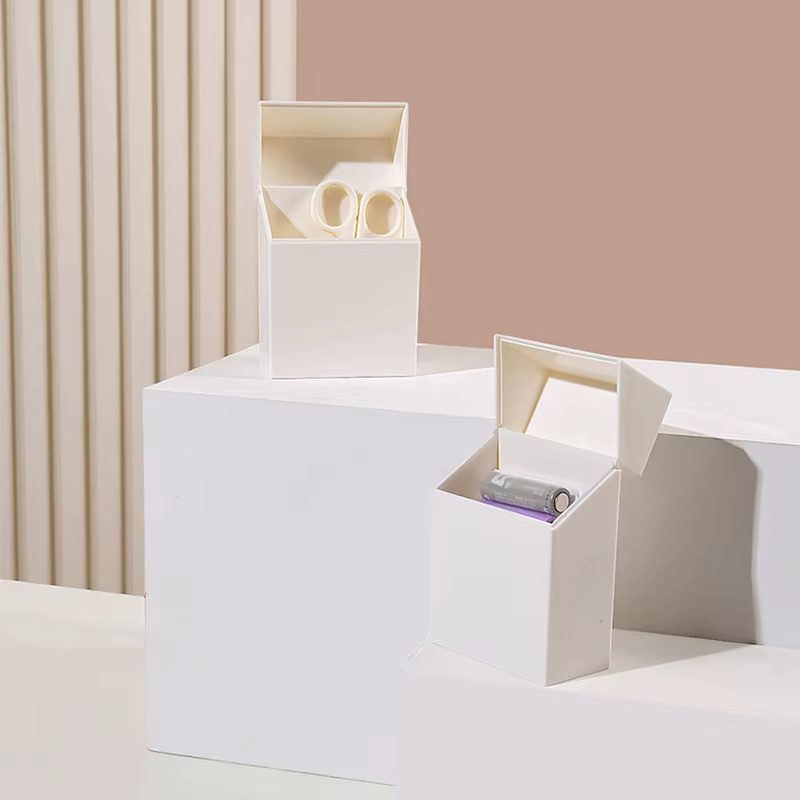 Boîte de rangement en plastique