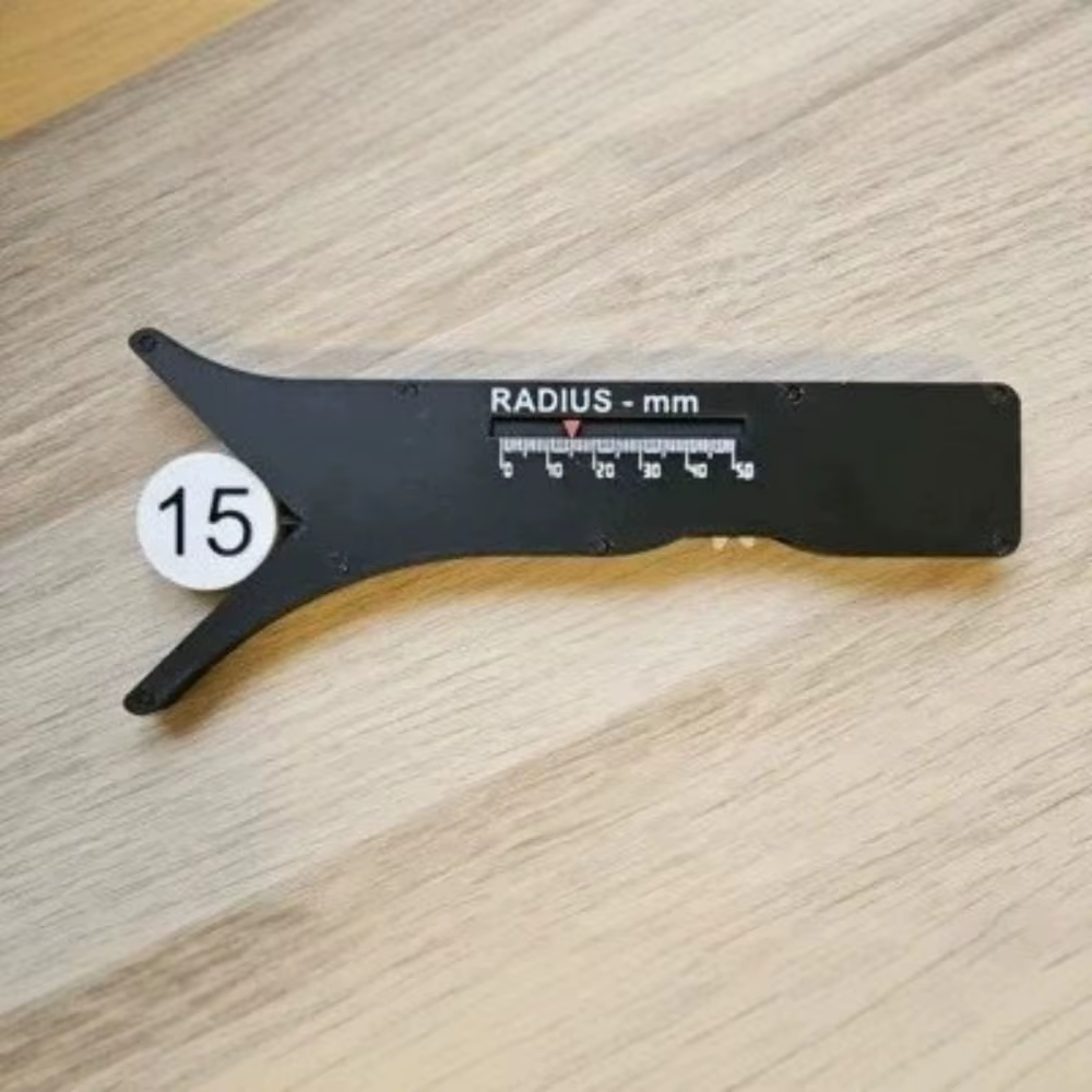 Outil de mesure du rayon coulissant proportionnel 1:1