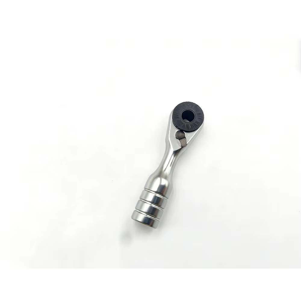 Clé à cliquet miniature de 1/4 pouce pour petits espaces