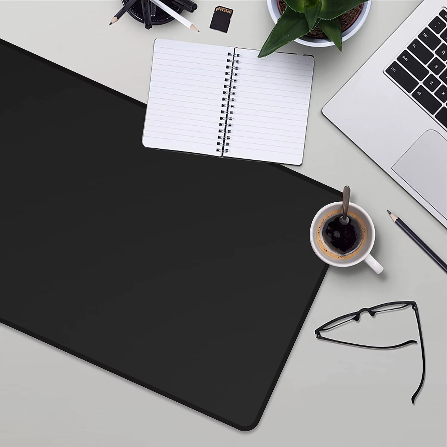 Grand tapis de souris de jeu noir média