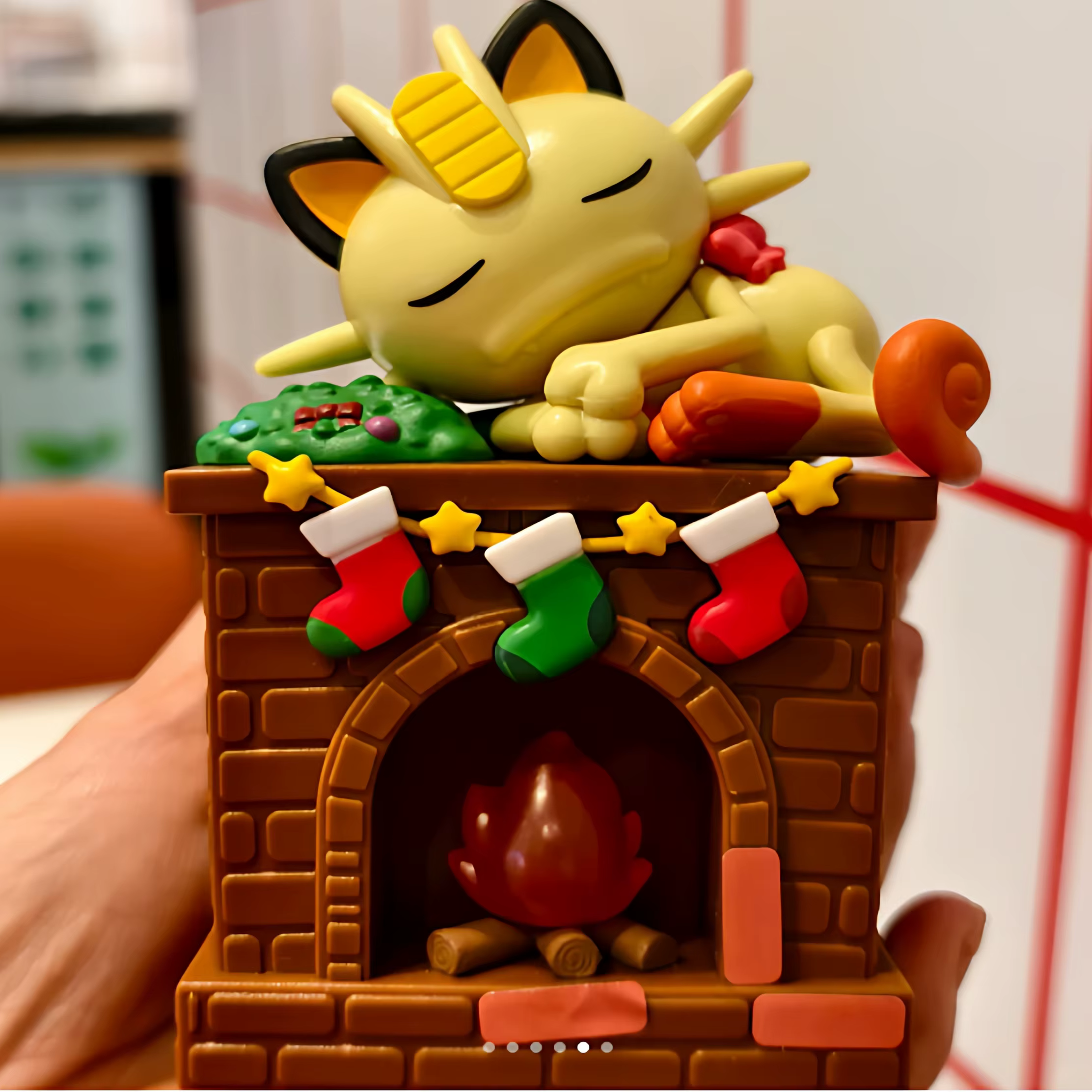 Boîte de liaison de figurines Pokemon KFC, série de noël 2025, figurines d'action Pikachu limitées, modèle à collectionner, jouet mignon Kawaii, cadeau, en Stock
