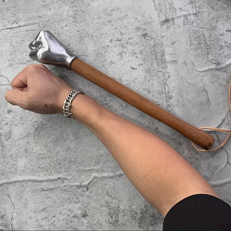 Marteau en acier inoxydable avec manche en bois - Haute dureté