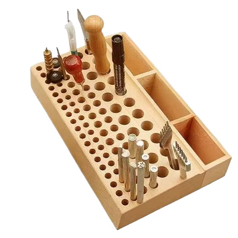 Support de rangement pour outils de travail manuel