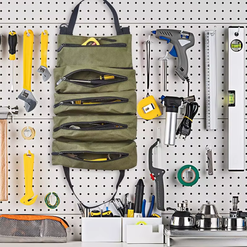 Sac à outils enroulable