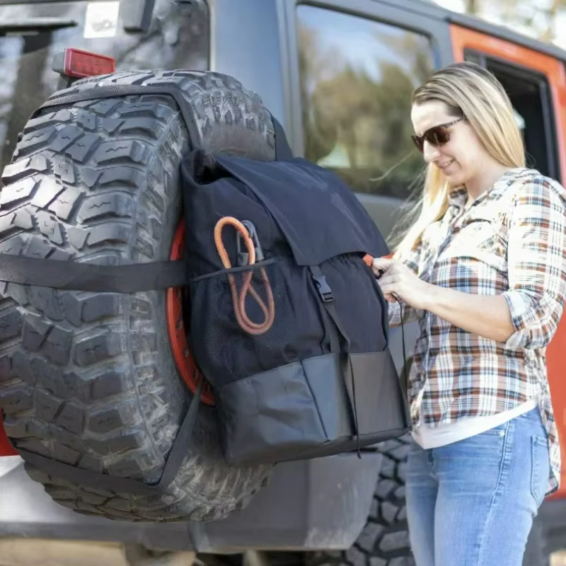 Sac poubelle pour pneus de secours de voiture