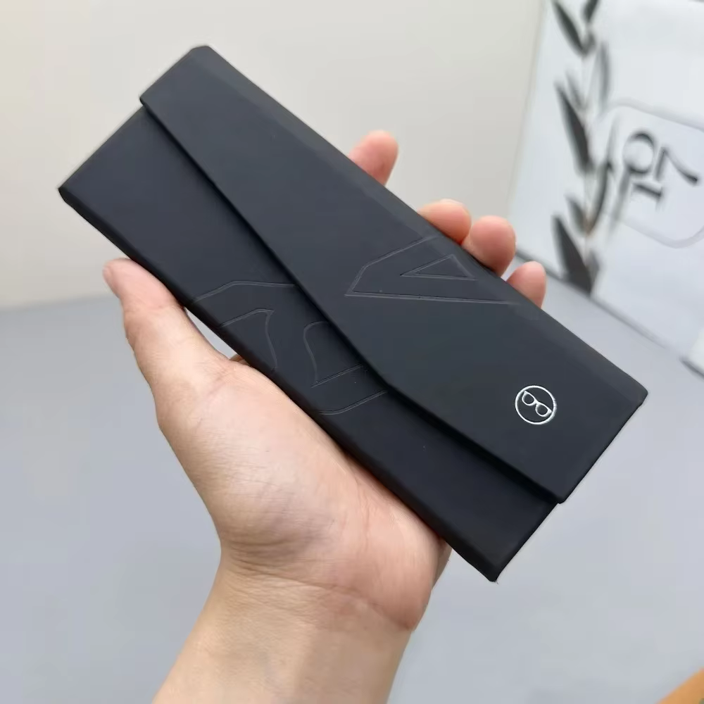 NOUVEAU 2026 Étui à lunettes portable rétro pliable