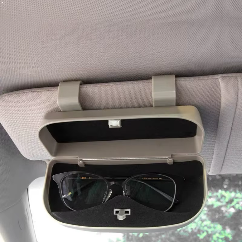Boîte à lunettes de voiture