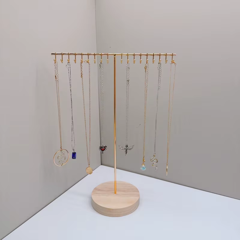 Support de rangement de colliers