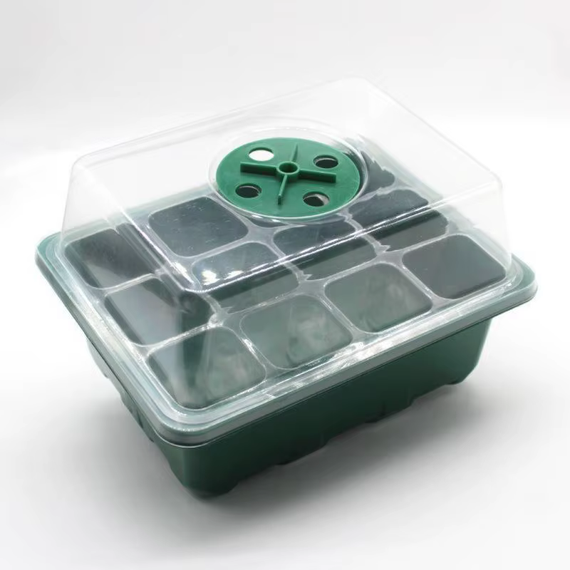 Plateaux de semis à 12 alvéoles pour le jardinage