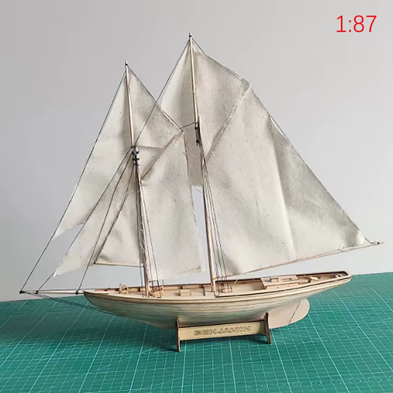 Modèle de bateau à voile en bois pour enfants