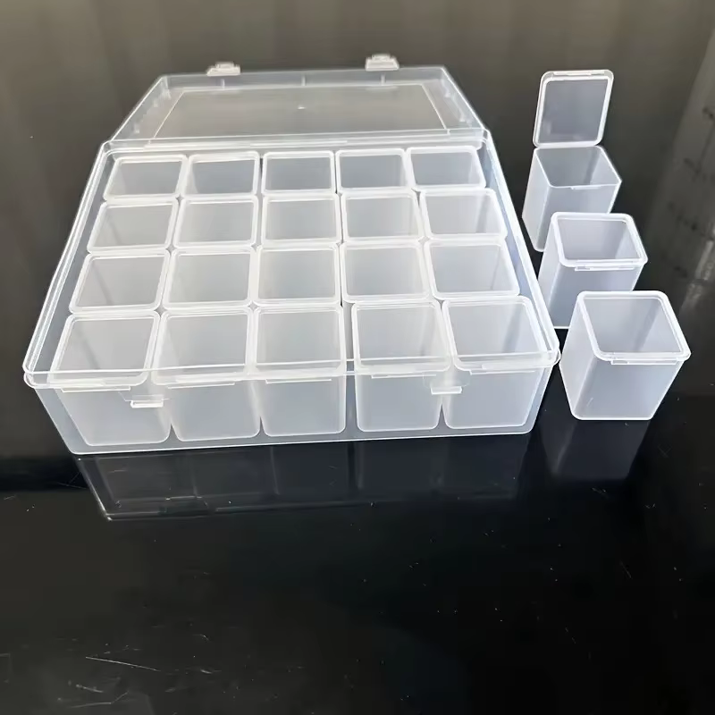 Boîte de rangement à 20 compartiments