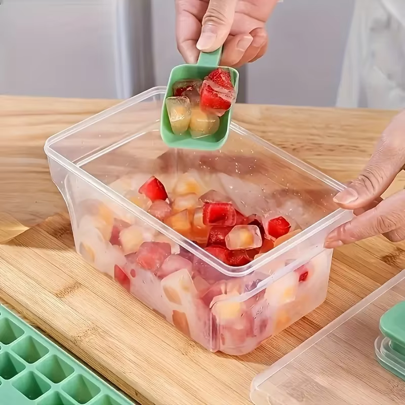 Plateaux à glace pour congélateur avec couvercle et bac