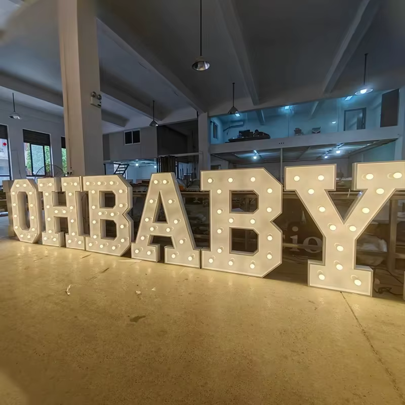 Enseignes électroniques métalliques 3D, lettres LED « Oh Baby » de 4 pieds, numéros de marquee de 4 pieds, lettres de marquee LED métalliques personnalisées pour la décoration de mariages et de fêtes