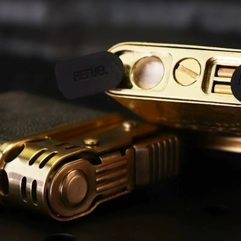 CHIEF – briquet à catapul mécanique rétro en laiton