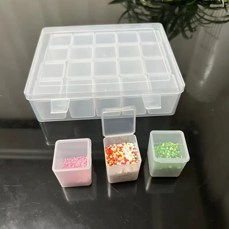 Boîte de rangement à 20 compartiments