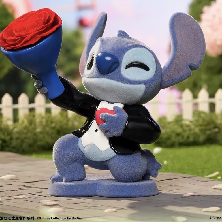 Boîte Mystère Fleur Immortelle Stitch – Figurine de 10 cm