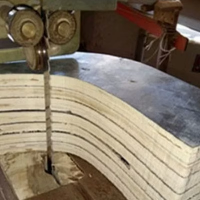 Lame de scie à ruban pour le travail du bois