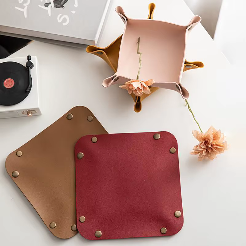 Boîte de rangement carrée en cuir PU