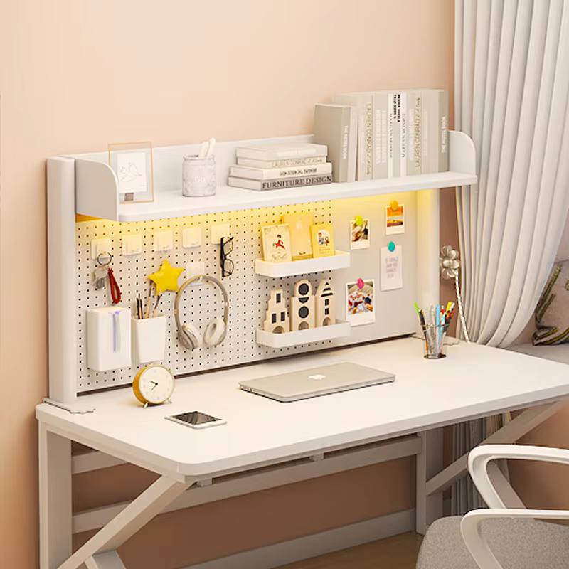 Étagère de rangement de bureau avec panneau perforé