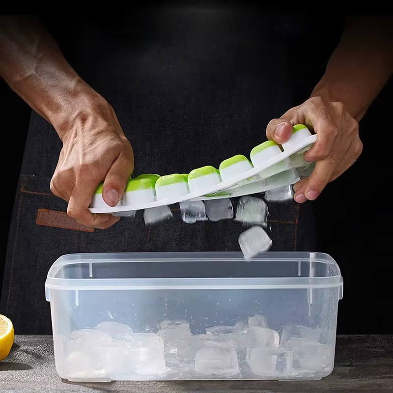 Moule à glaçons en silicone avec couvercle