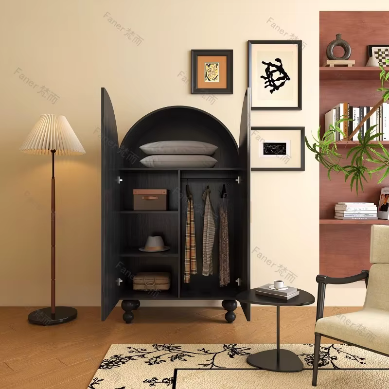 Armoire européenne en bois vert