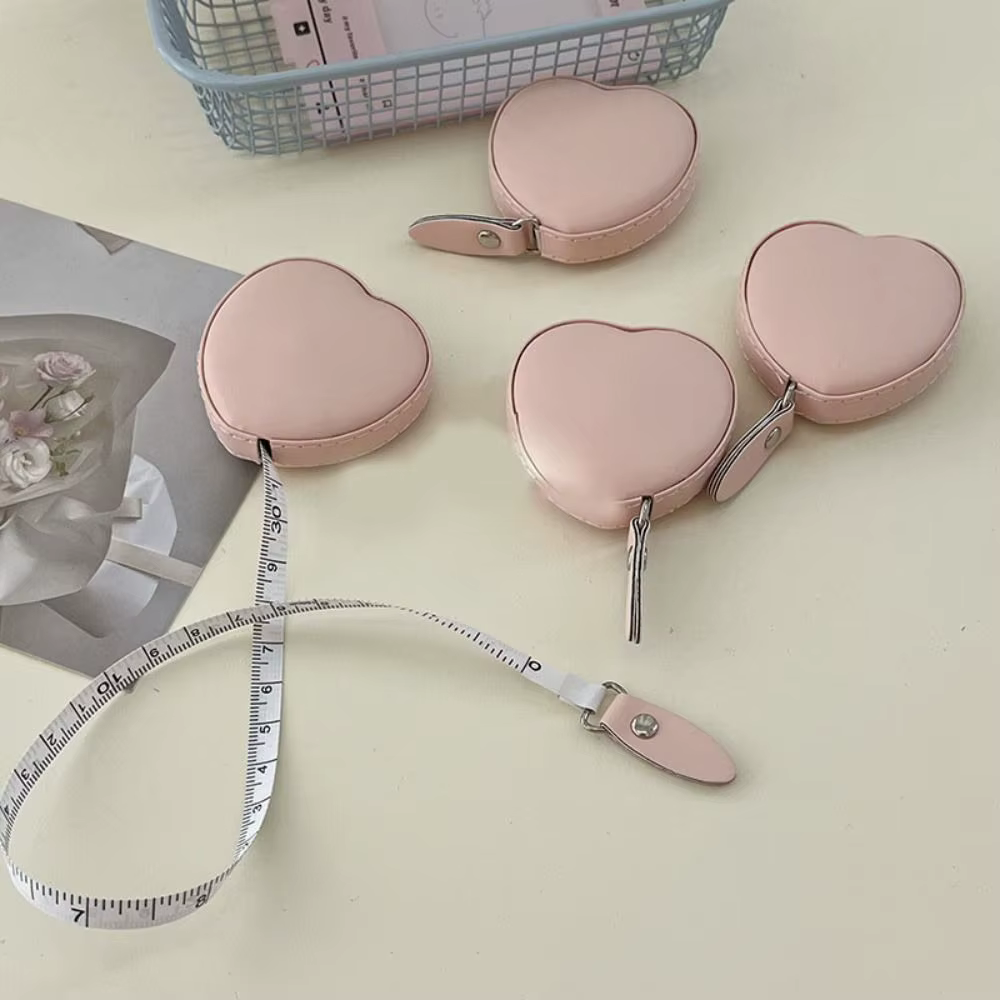 Ruban à mesurer portable en forme de cœur mignon
