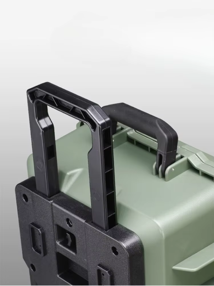 Boîte à outils portable avec roues