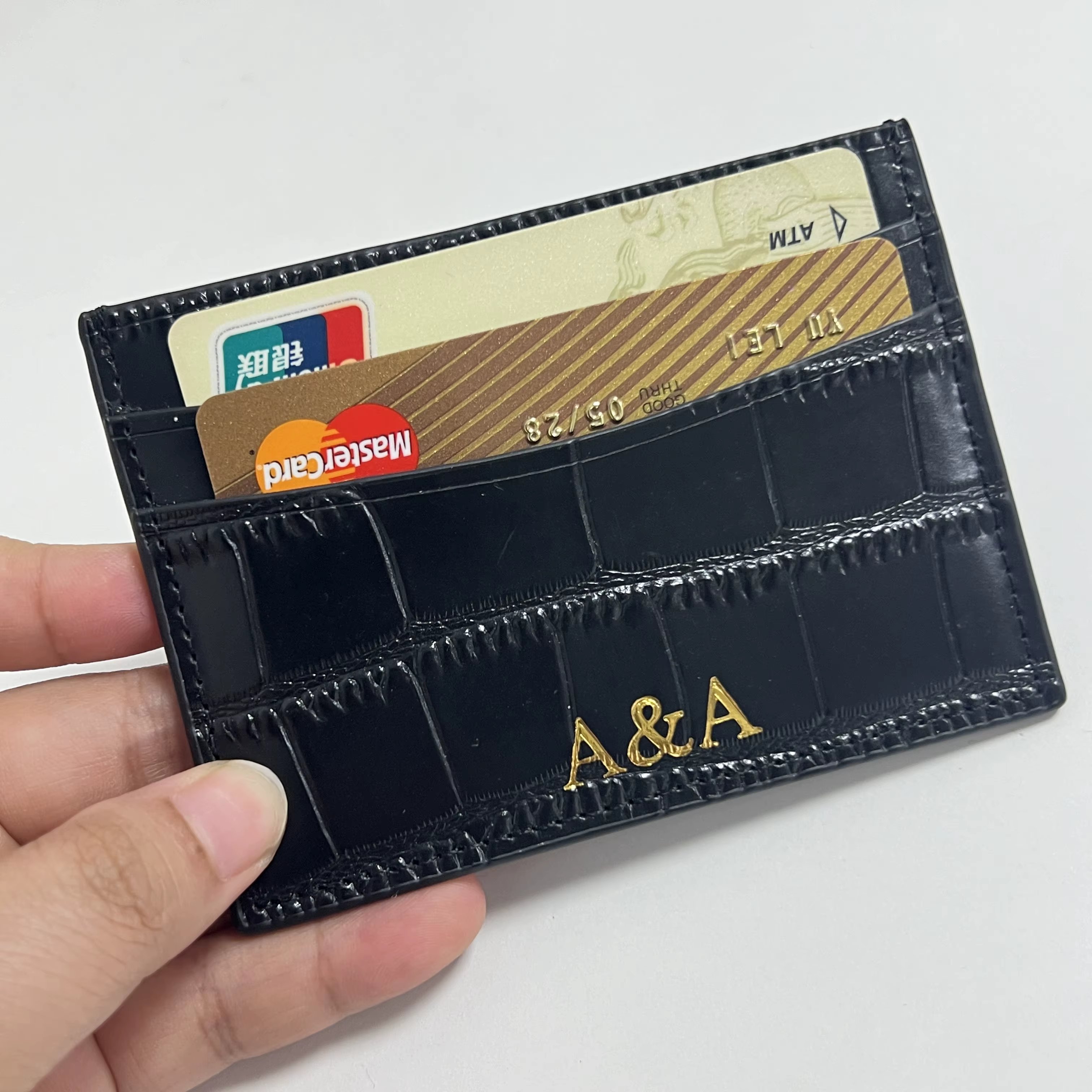 Lettres personnalisées gratuites en cuir véritable motif Crocodile porte-carte hommes femmes étui pour cartes de crédit porte-carte d'identité portefeuille sac à main pochette