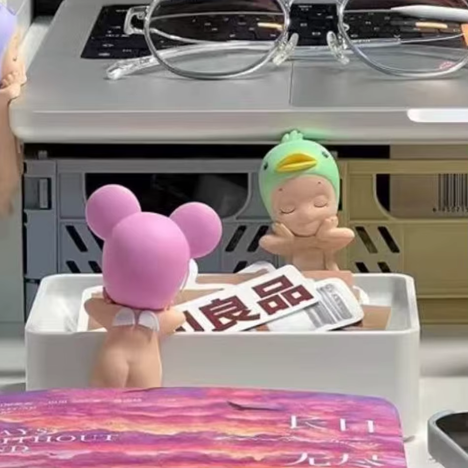 12 Styles de figurines décoratives de la série Dreaming