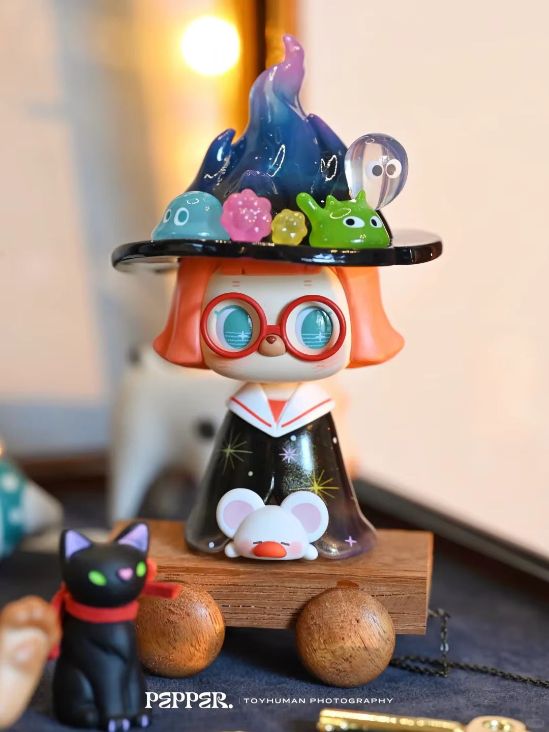 Petit chapeau fantaisiste du poivre