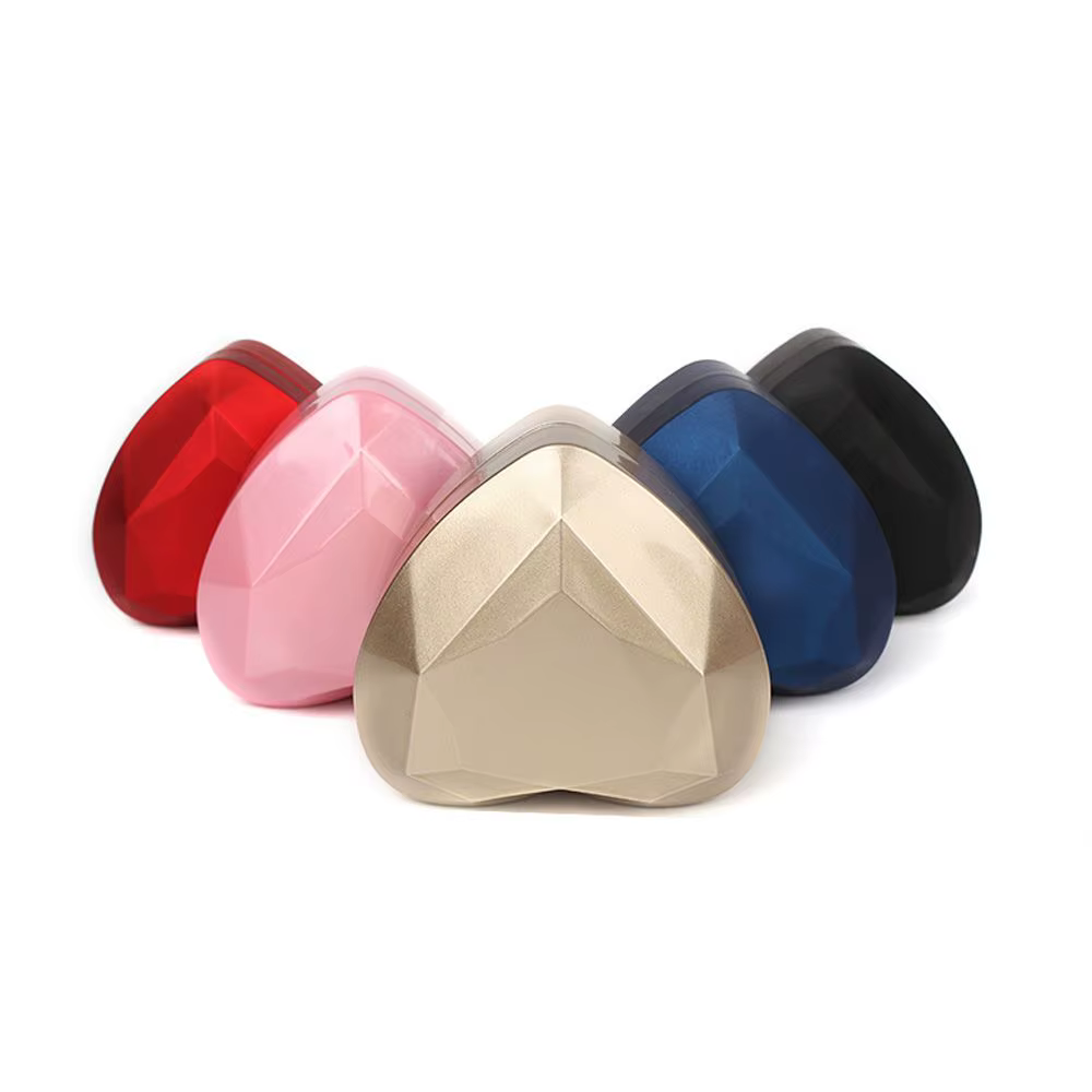 Boîte à bijoux portable en forme de cœur pour bagues