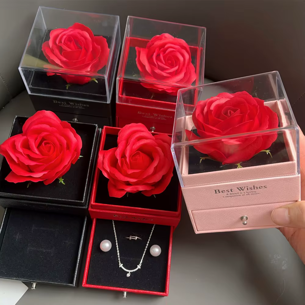 Boîte cadeau fleur rose pour femme