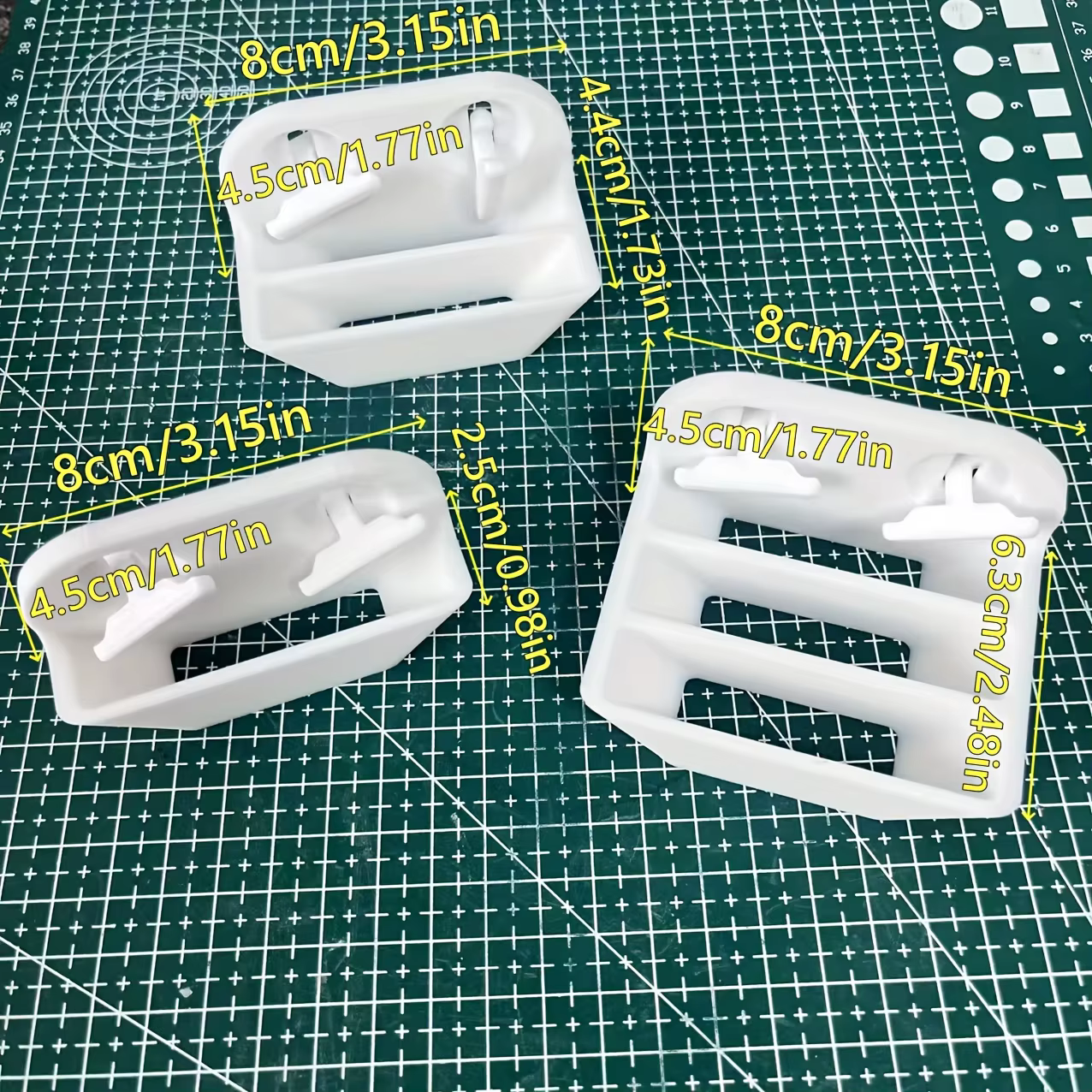 Accessoires de rangement simples pour panneau perforé à 2/3 grilles