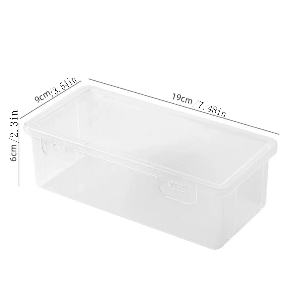 La boîte de rangement en plastique blanc est étanche